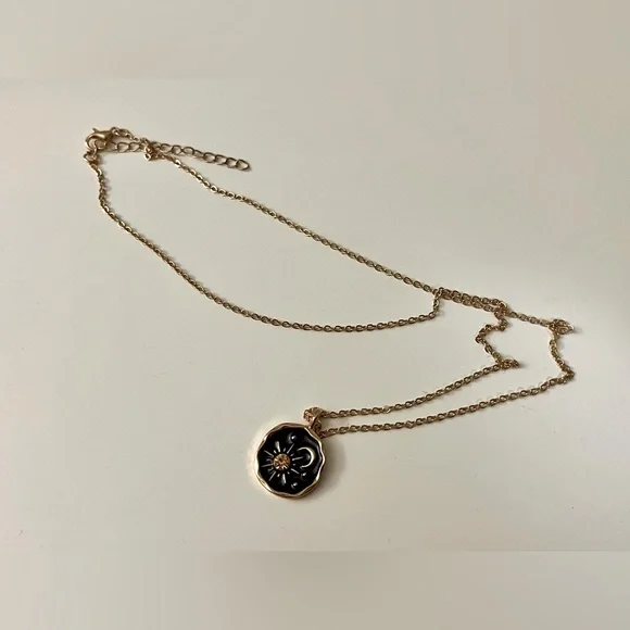 Sun and Moon Celestial Pendant Necklace Gold Tone - Picture 4 of 4